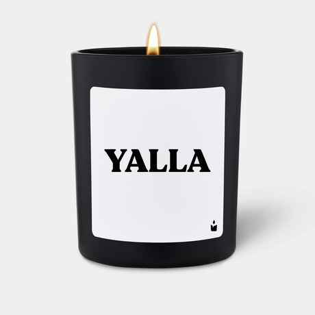 Duftkerze Schwarz Woody Yalla von ChattyCandles