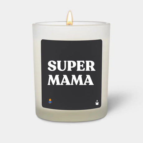 Duftkerze Weiss Woody Super Mama von ChattyCandles