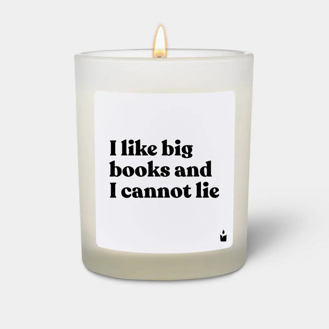 Duftkerze Weiss Woody I like big books and I cannot lie von ChattyCandles