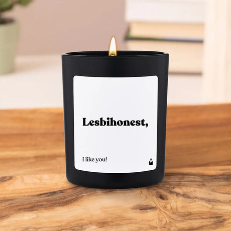 Duftkerze Schwarz Woody Lesbihonest, I like you! von ChattyCandles