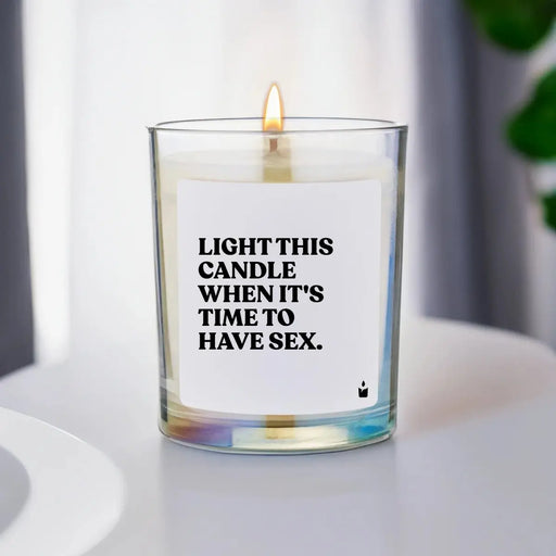 Duftkerze Woody Light this candle when it's time to have sex. von ChattyCandles