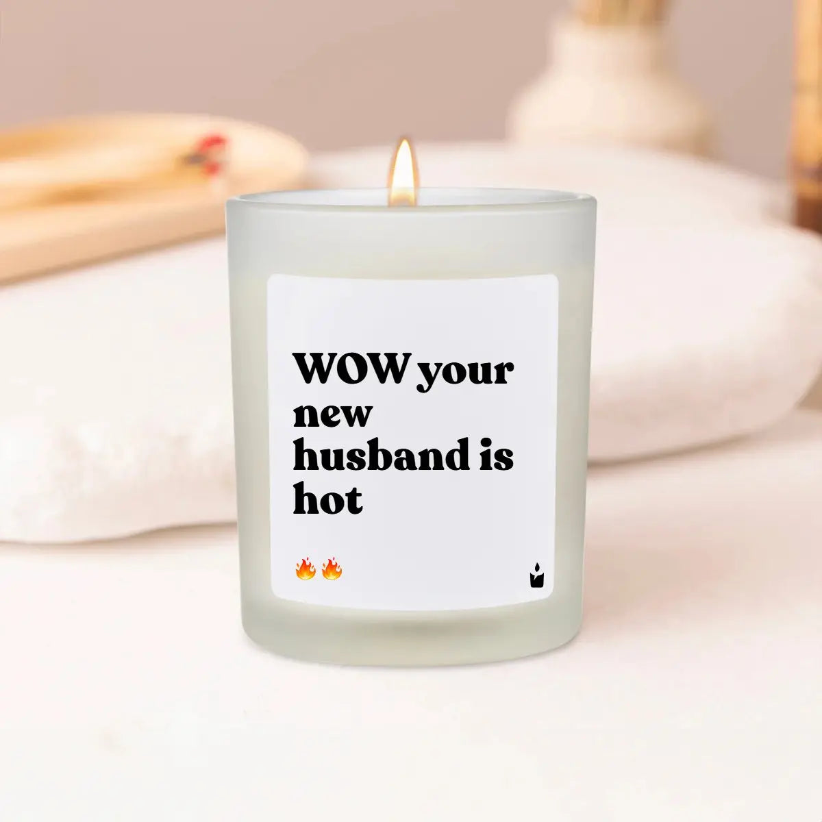 Duftkerze Weiss Flowery Wow your new husband is hot von ChattyCandles