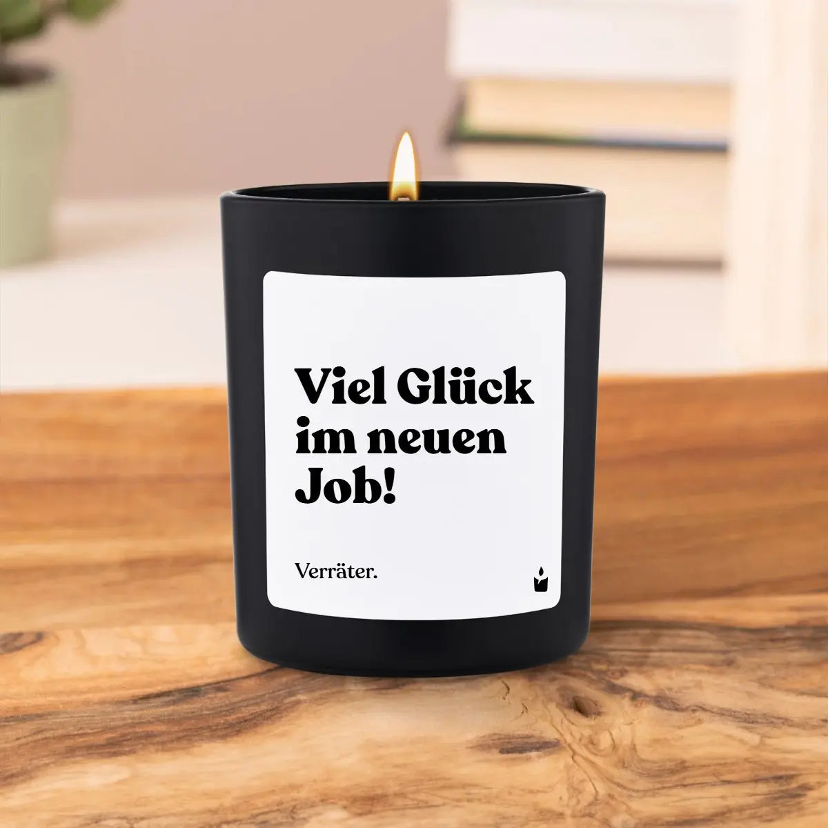 Duftkerze Schwarz Woody Viel Glück im neuen Job! Verräter. von ChattyCandles