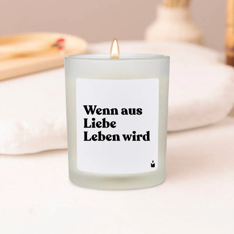 Duftkerze Weiss Flowery Wenn aus Liebe Leben wird von ChattyCandles