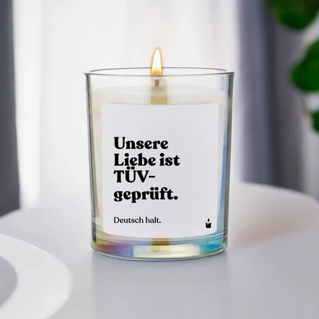 Duftkerze Rainbow Woody Unsere Liebe ist TÜV-geprüft. Deutsch halt. von ChattyCandles