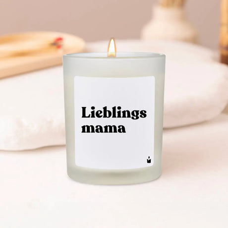 Duftkerze Weiss Woody Lieblingsmama von ChattyCandles