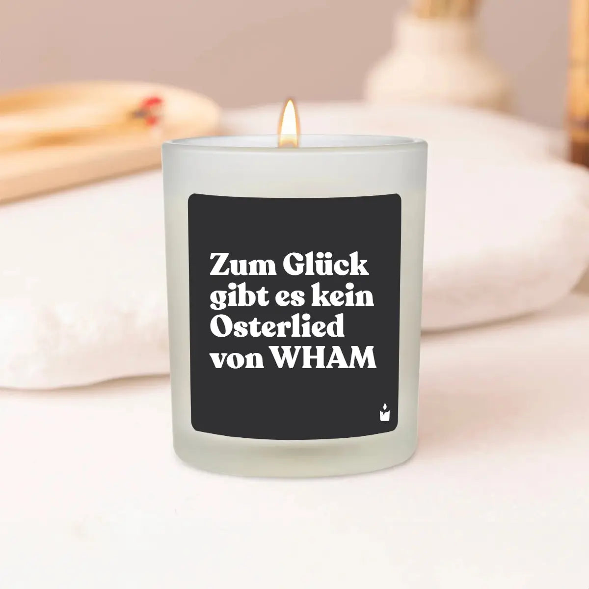 Duftkerze Weiss Flowery Zum Glück gibt es kein Osterlied von WHAM von ChattyCandles