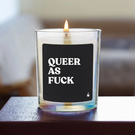 Duftkerze Rainbow Woody Queer As Fuck von ChattyCandles