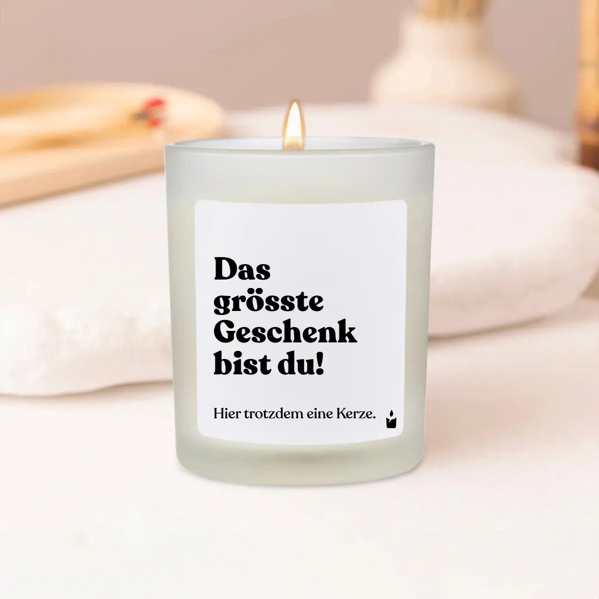 Duftkerze Weiss Flowery Das grösste Geschenk bist du! von ChattyCandles