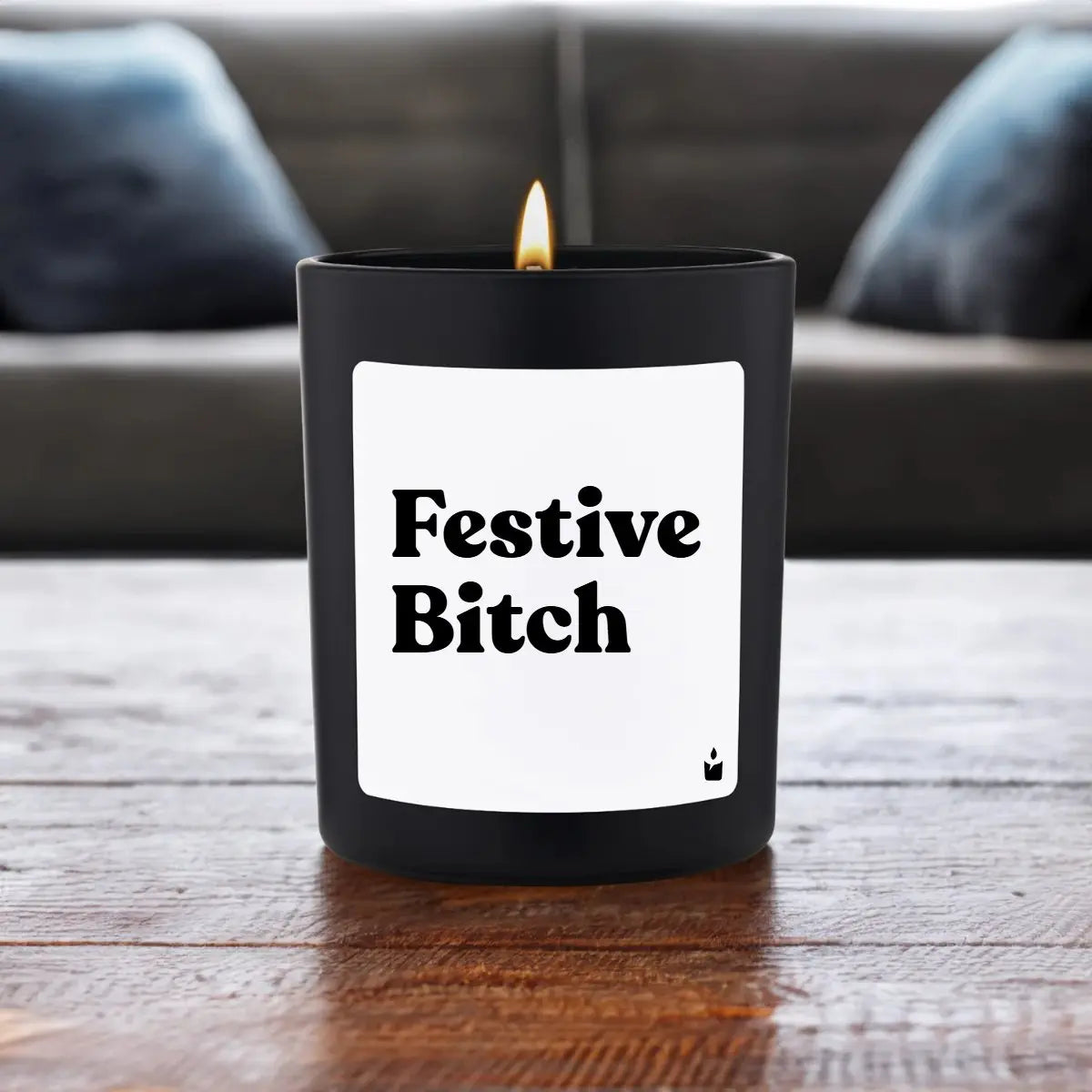 Duftkerze Schwarz Woody Festive Bitch von ChattyCandles