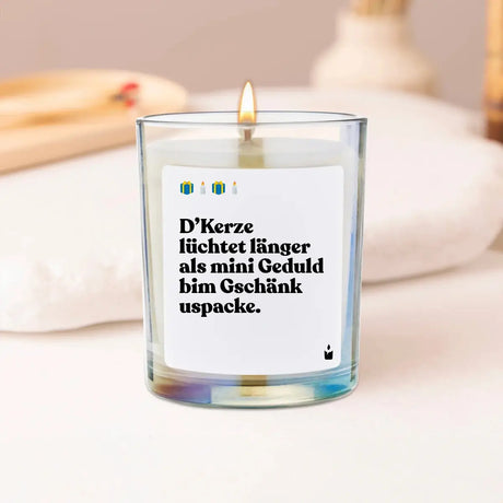 Duftkerze Rainbow Woody D’Kerze lüchtet länger als mini Geduld bim Gschänk uspacke. von ChattyCandles