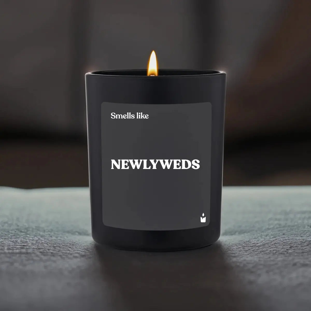 Duftkerze Schwarz Flowery Smells like newlyweds von ChattyCandles