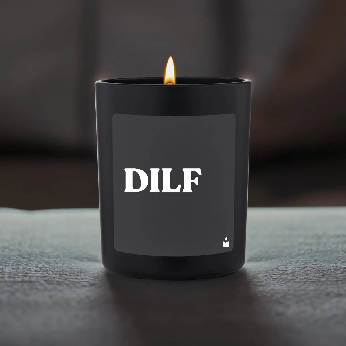 Duftkerze Schwarz Flowery DILF von ChattyCandles