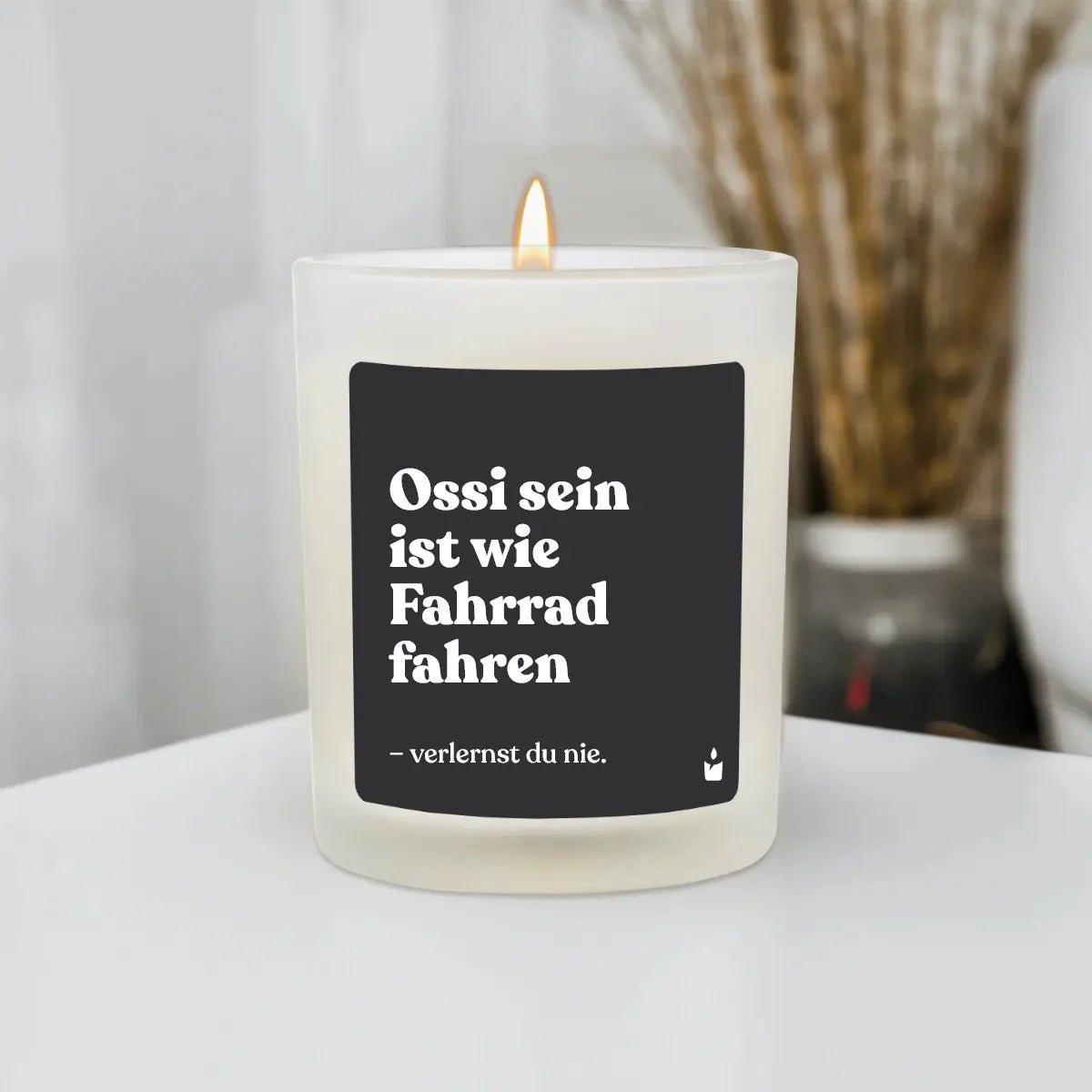 Duftkerze Weiss Woody Ossi sein ist wie Fahrrad fahren von ChattyCandles