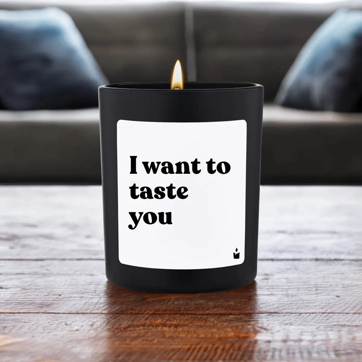 Duftkerze Schwarz Flowery I want to taste you von ChattyCandles