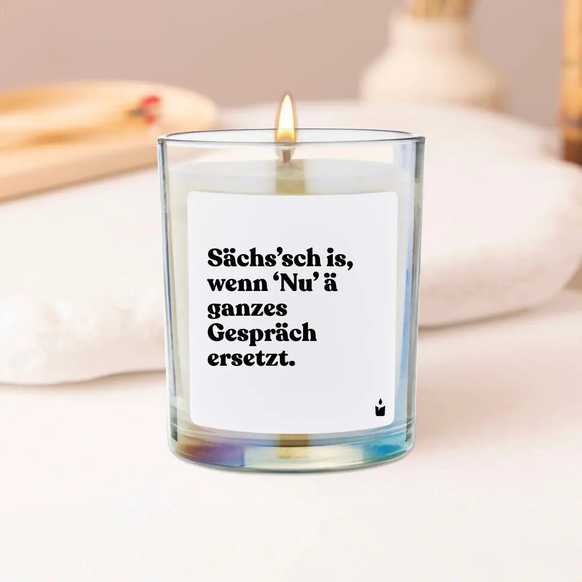 Duftkerze Rainbow Woody Sächs’sch is, wenn ‘Nu’ ä ganzes Gespräch ersetzt. von ChattyCandles